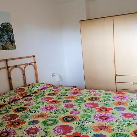 Sara 1 Apartamento Pila (Livorno)